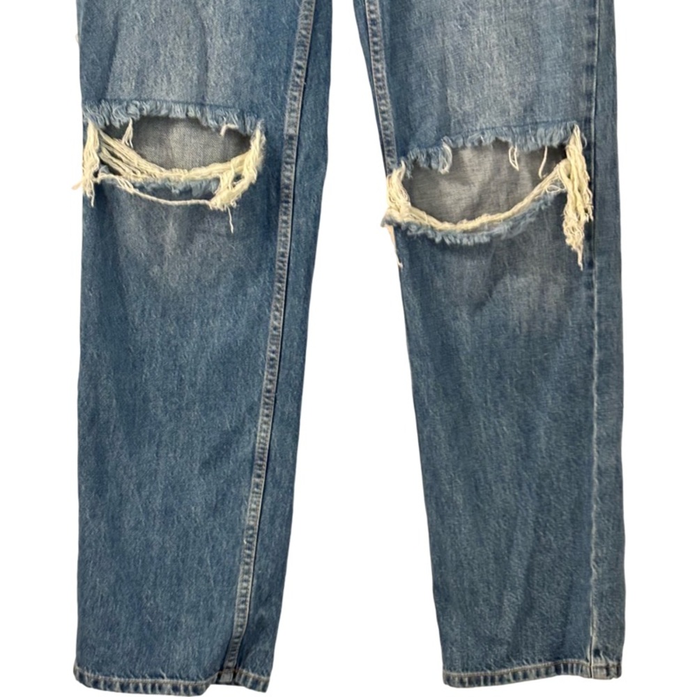 FREE PEOPLE Mid Rise Straight Leg Destroyed Jean in Blue Size 26 - Picture 6 of 9
